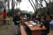 Besatzungen einiger TO Yachten veranstalten eine Grillparty